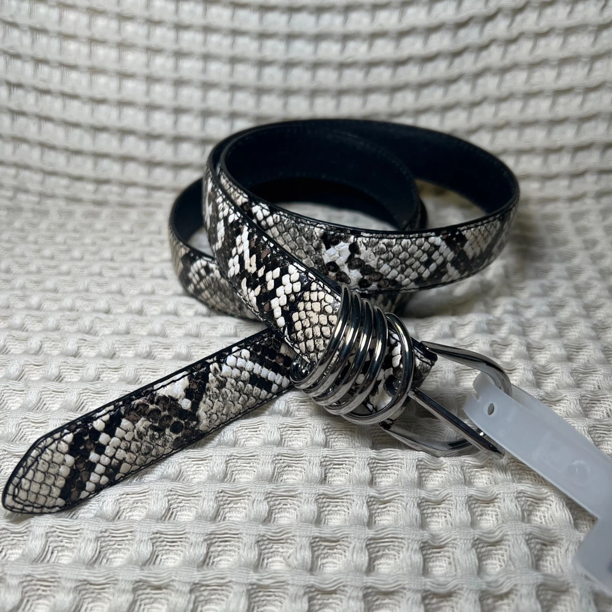 Jane Roberts Vintage 90s Genuine Snakeskin Leather Belt, Gray,OS Animal Print Gray Belts for Women for sale | eBay main image 2
