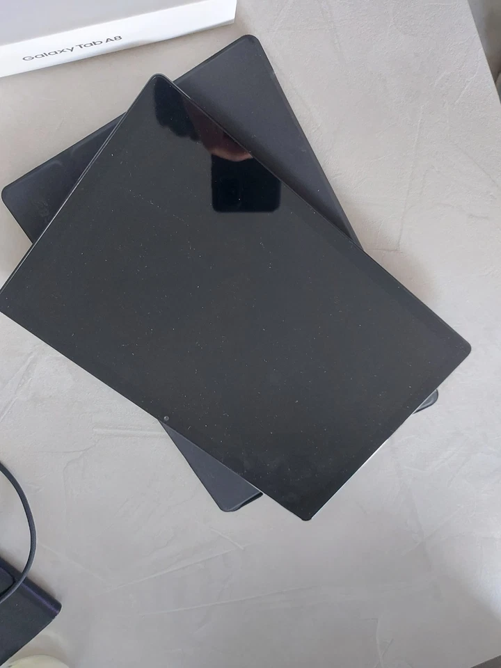 Samsung Galaxy Tab A8 · 128GB · Wi-Fi, foto 3 di 5