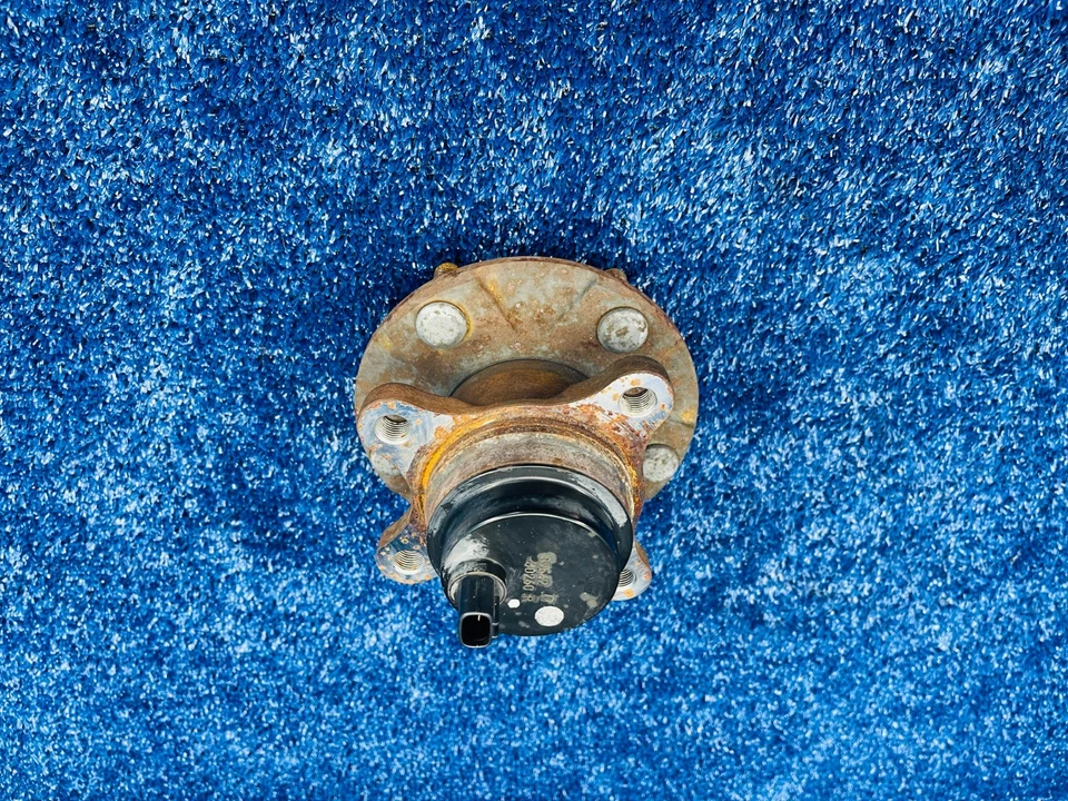 2006–2013 Lexus IS250 IS350 Front Right Wheel Hub Bearing Assembly ABS OEM - Image 2 of 4