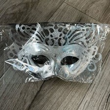 Silver masquerade mask Halloween costume Cosplay NWT
