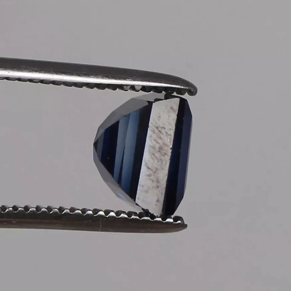 Piedra preciosa suelta cuadrada de 2,90 quilates zafiro azul aciano natural certificada de Ceilán Foto 4 de 4