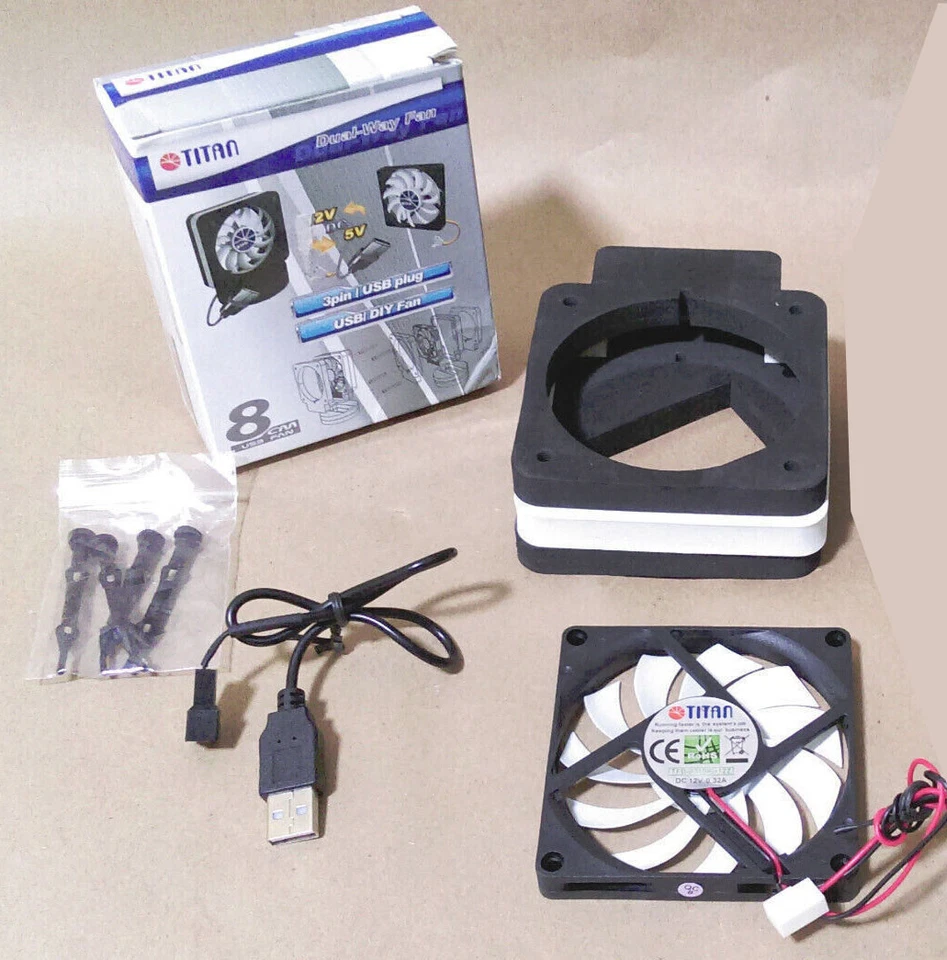 Lot 2: Titan Dual-Way (12V/5V) 80mm/8cm Portable Desktop USB DIY Cooling Fan Kit - Image 2 of 4