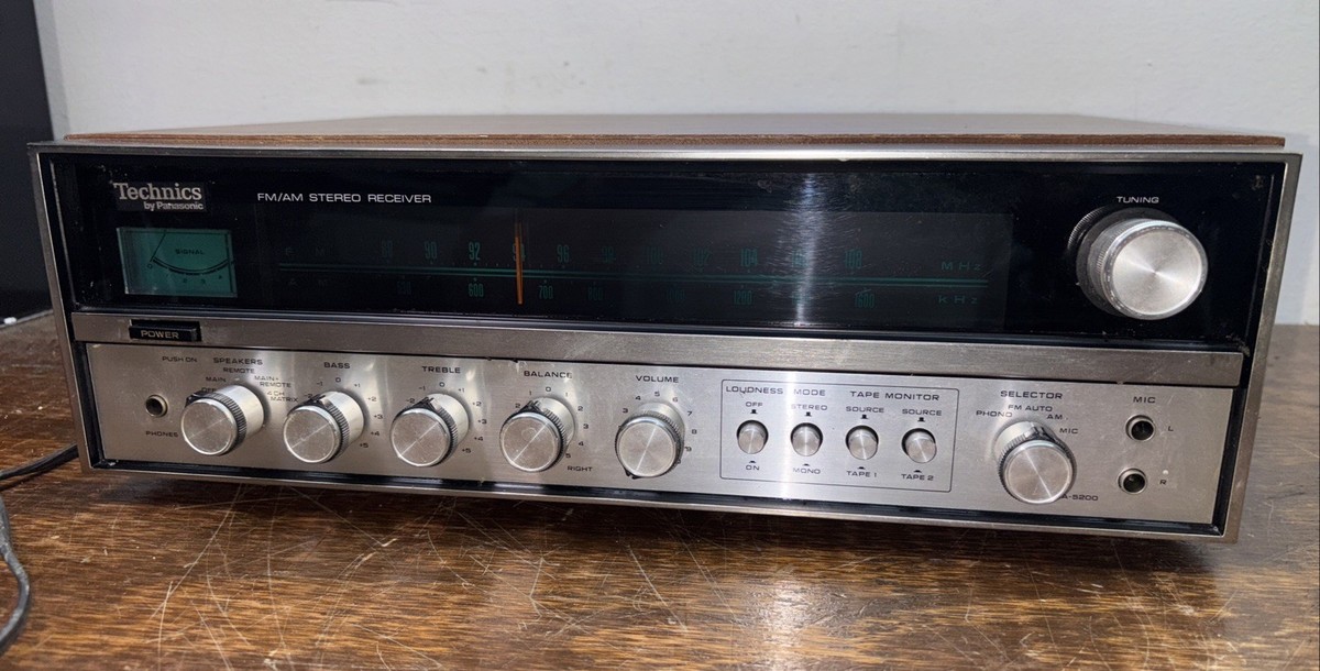 Technics SA-5200 FM/AM Stereo Receiver - Power And Output