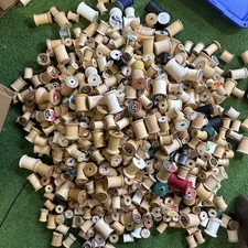HUGE Lot of 400+ Vintage Empty Wooden Sewing Thread Spools Various Brands