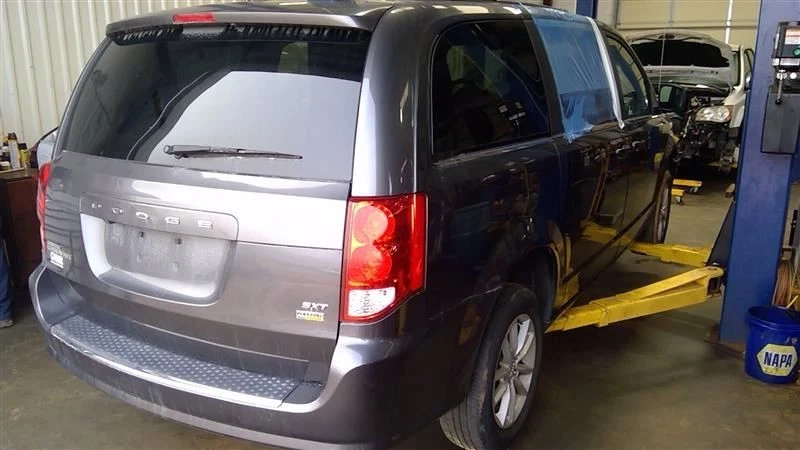 Manija de puerta delantera izquierda del conductor exterior pintada para Dodge Caravan 10-20 OEM Foto 4 de 4