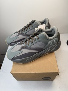 adidas gazelle silver green womens Adidas Yeezy Boost 700 V2 Vanta
