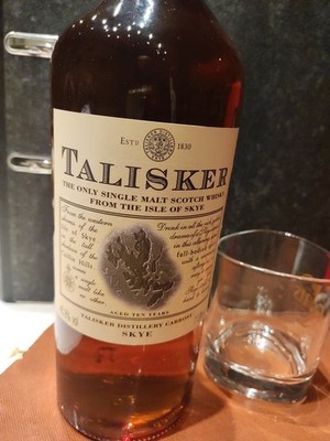 Talisker Single Malt Scotch Whisky 10 Years, 1 Liter, Abfüllung ca. 2000