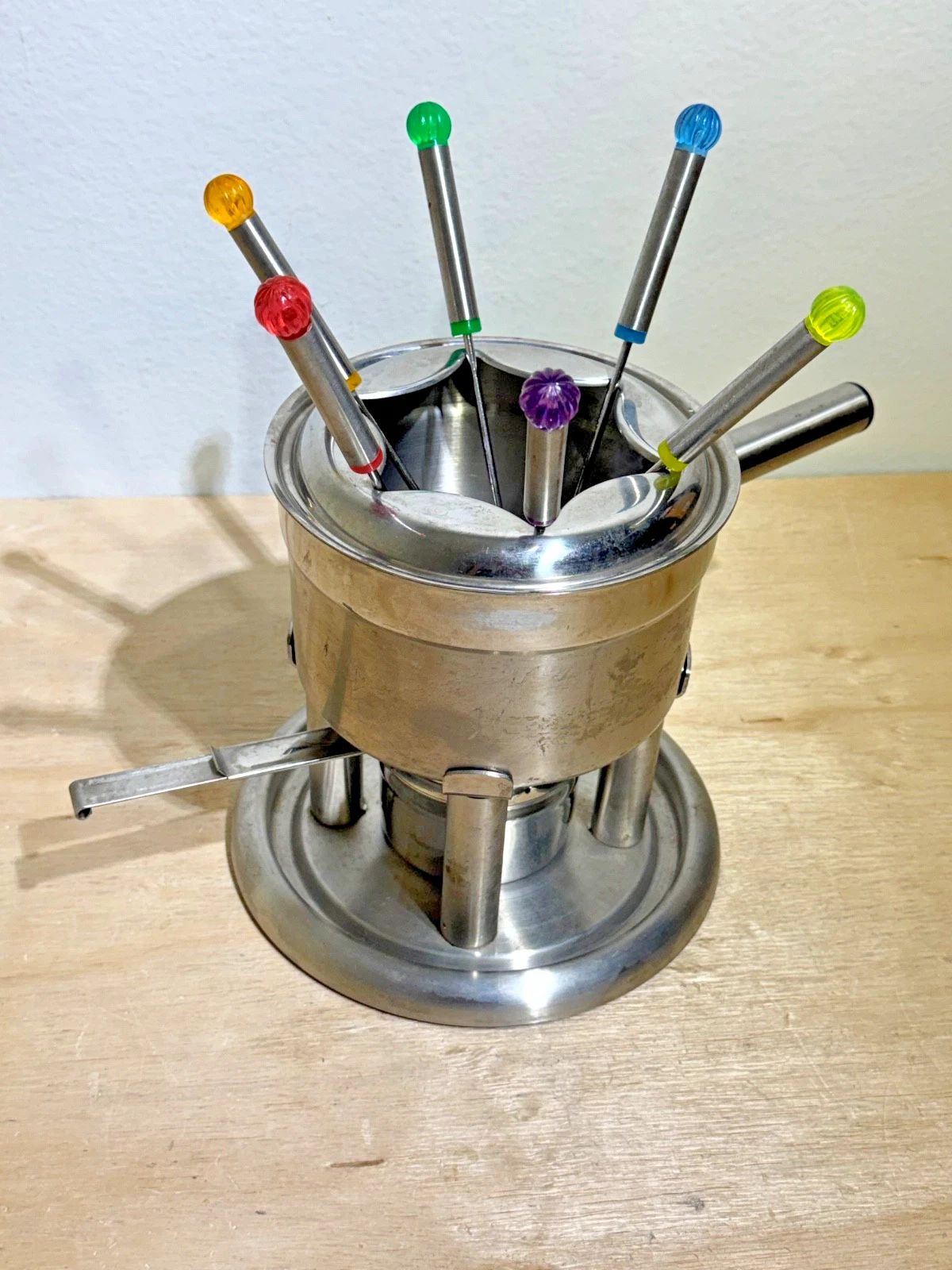 Vintage Hoffritz (6) Skewers Fondue Set | External Burner/Warmer not Included
Opens in a new window