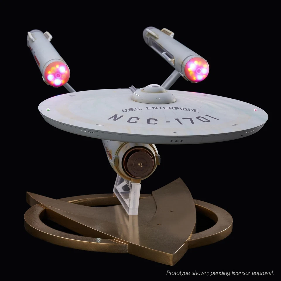Tomy Star Trek TOS USS Enterprise NCC-1701 1/350 Scale Die Cast Metal NEW IN BOX - Image 3 of 4