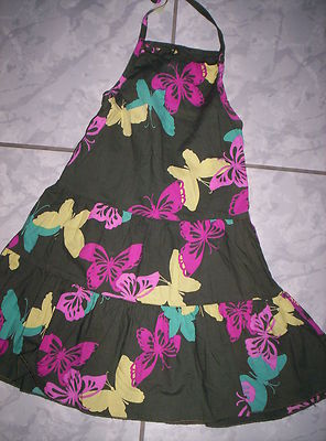 Zuckersüßes Neckolder-Kleid, mit Schmetterlinge Gr. 104