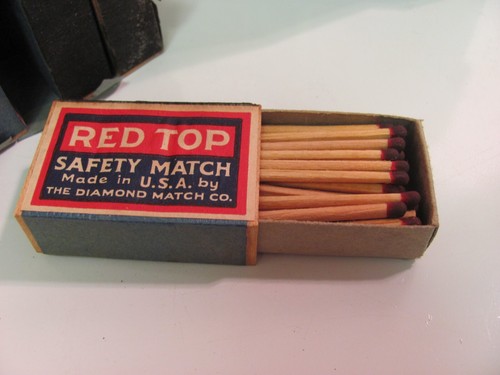 The Diamond Match Co. Red Top Safety Matches Box Vintage (Each lot has 10 Boxes) - Picture 9 of 11
