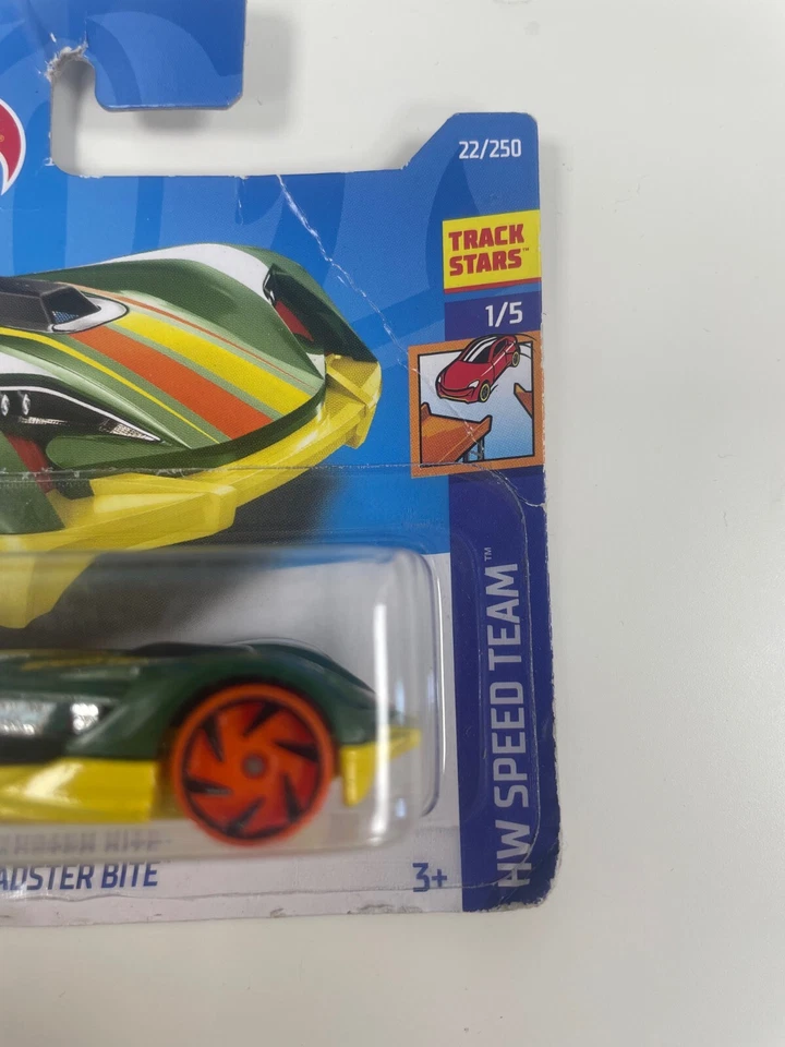 Hot Wheels Roadster Bite HW Speed Team Track Stars 1/5 22/250 2022 Collectors - Image 4 of 4