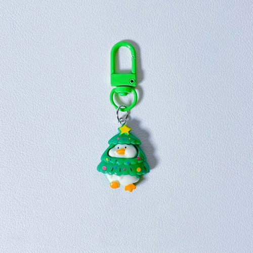 Boutiques Unique Cartoon Christmas Duck Keychain Pendant Lovely Resin Duck Doll Keyring
