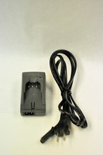 Olympus battery charger No. LI-10C with cord