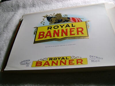 ROYAL BANNER-VINTAGE INNER CIGAR BOX -EMBOSSED LABEL 
