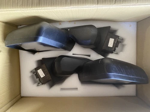 Chevy Silverado GMC Sierra 2500 OEM Front right Left Side Exterior Door Mirrors