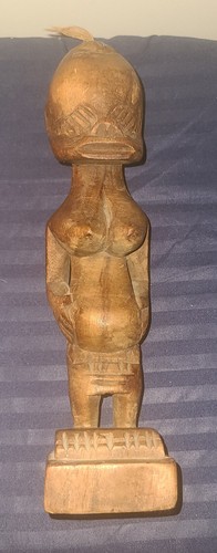 RARE VINTAGE ABORIGINIE HAND CARVING OF WOMAN TAIWAN NATIVE 12" TALL WOOD STATUE - Picture 7 of 9