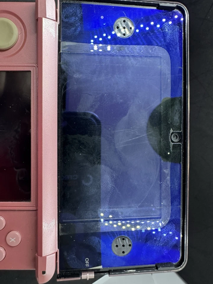 Nintendo 3DS Princess Peach Pink Handheld System - Image 3 of 4