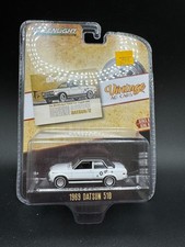 Greenlight 1:64 Vintage Ad Cars 1969 Datsun 510 White 39090-A New E2