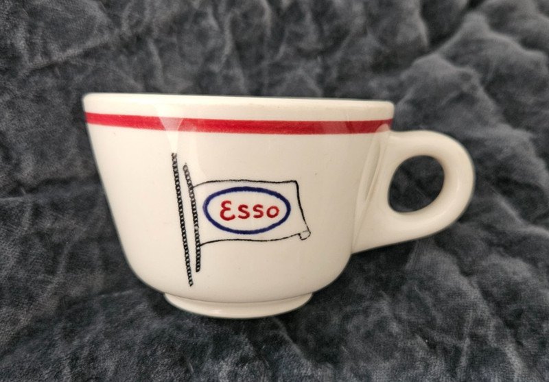 Vintage Esso Coffee Cup (Walker China 6-37)