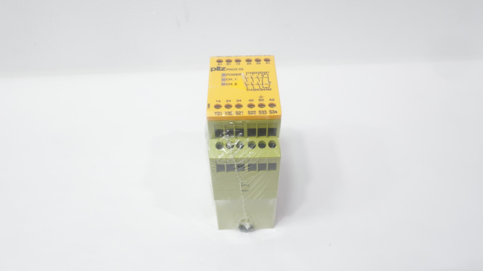 Pilz PNOZ X3 110VAC 24VDC 3N/O 1N/C 1SO Safety Relay