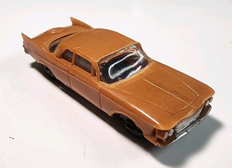 Vintage Remco Thimble City Playset Brown 1961 Chrysler Imperial HO
