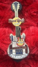 Hard Rock Cafe Pin Philadelphia façade series, guitar hat, lapel logo