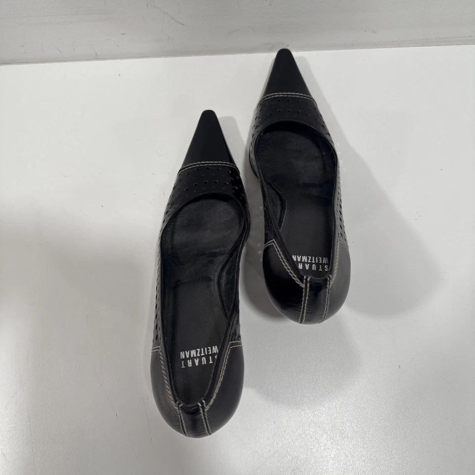 Stuart Weitzman CW03267 Black Patent Leather Kitten Heels 9N Pointed Toe Pumps - Image 4 of 4