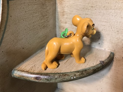 Vintage Disney Lion King Simba Keychain Keyring - Picture 3 of 3