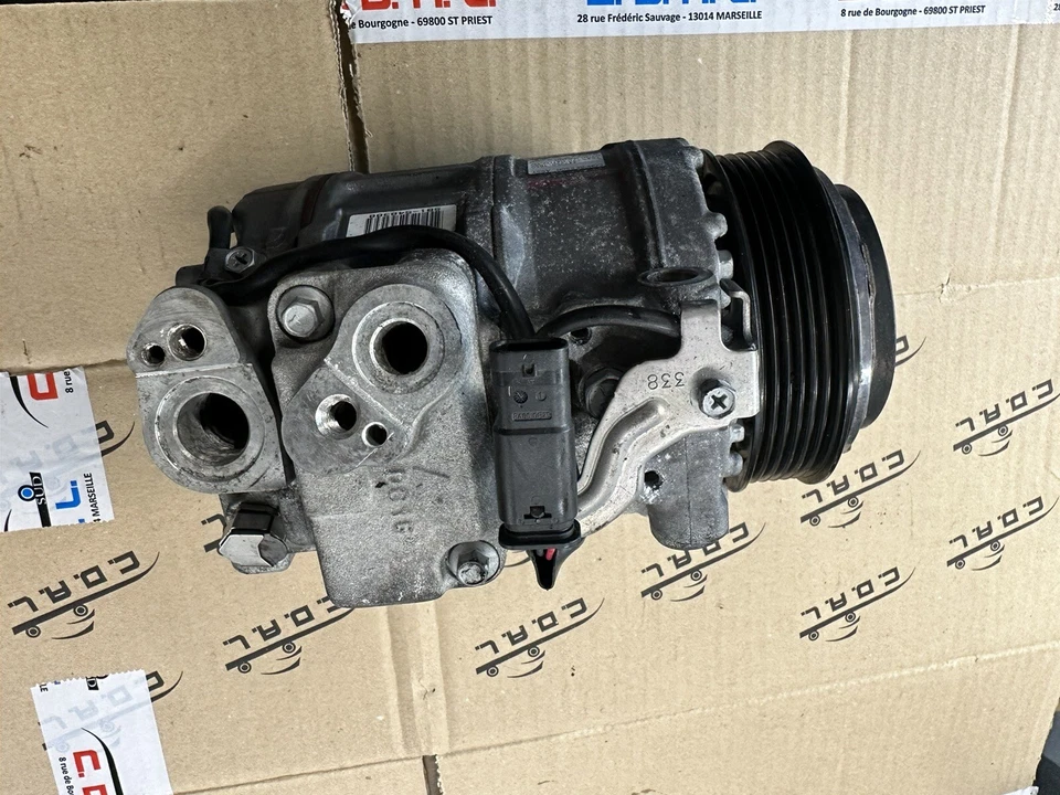 MERCEDES GLE X166 Compresseur de clim AC AIR CONDITIONING COMPRESSOR A0008303702 - Photo 3/3
