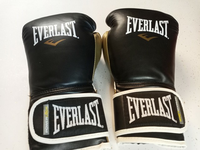 everlast hook and loop