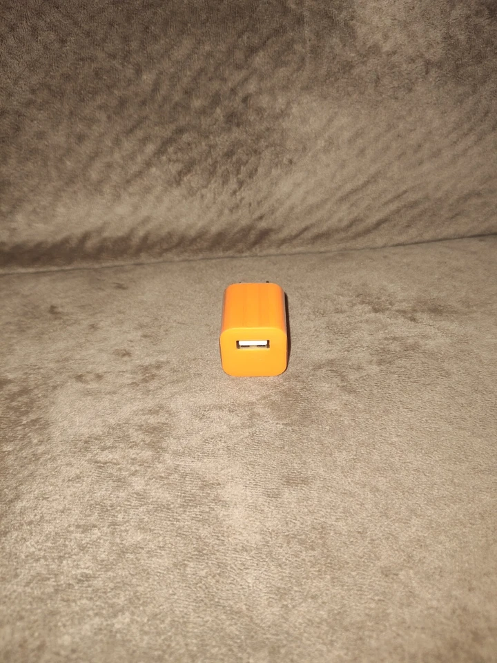 Настенное зарядное устройство 5 В 9 цветов - Изображение 2 из 4