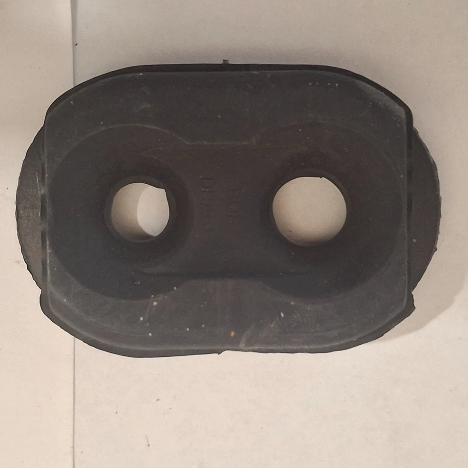 1940-41 Ford Truck 40 Car Emergency  & Speedometer Grommet 01A-17265 - Image 2 of 4