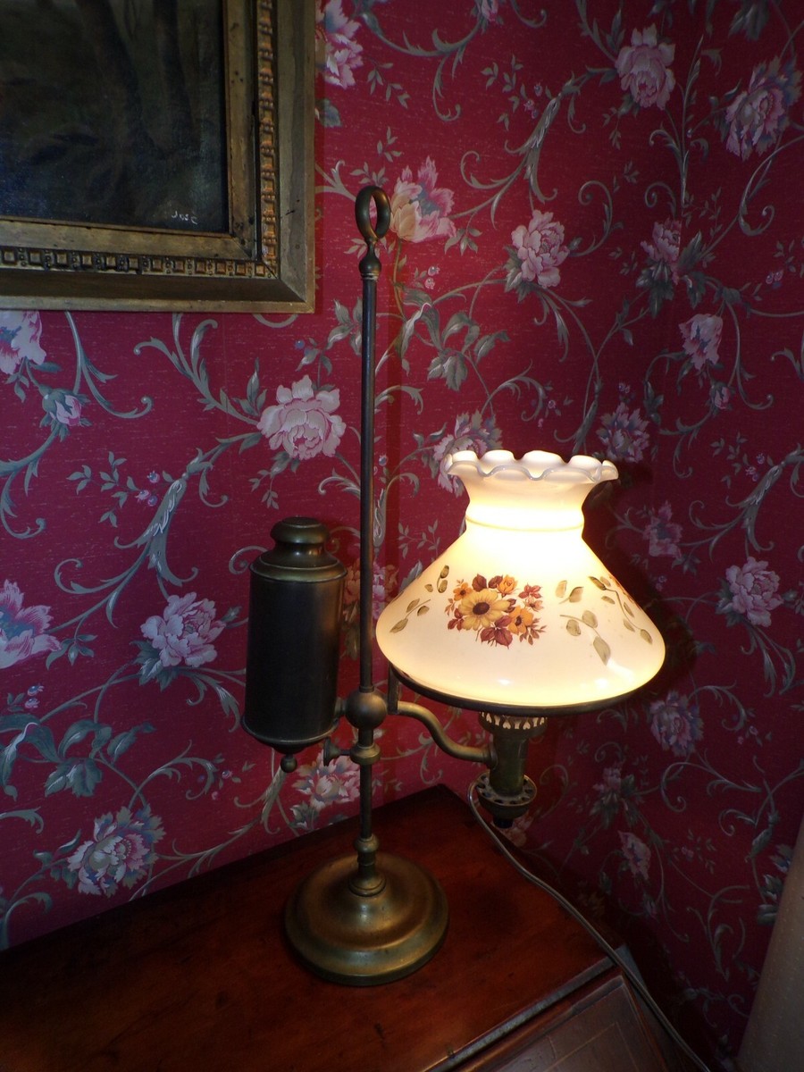 Gaslamp Lamp Looks Like Electric Gaslamps, 1908 Blantyre Project
