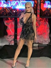 BEAUTIFUL SCARLETT BORDEAUX 5X7 Photo