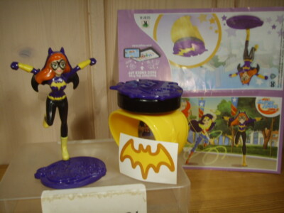 DC Super Hero Girls mit BPZ SEB 18  (Maxi Ei)