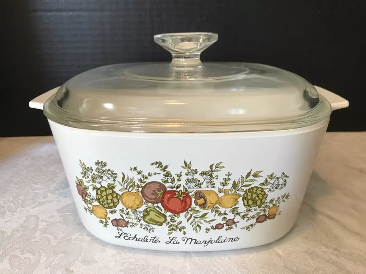 VINTAGE CORNING WARE A-3-B 3 QUART CASSEROLE DISH W/ PYREX A9C LID