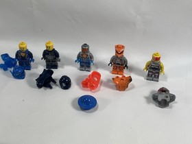 LEGO Minifigure Lot Of 5 Nexo Knights, Galaxy Patrol Squad, Ultra Agent - Read