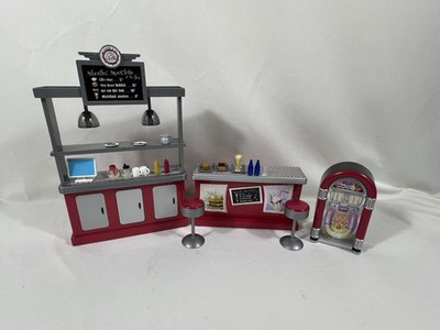 Bratz Krazy Kool Retro Cafe Diner Play Set Jukebox Stools More!