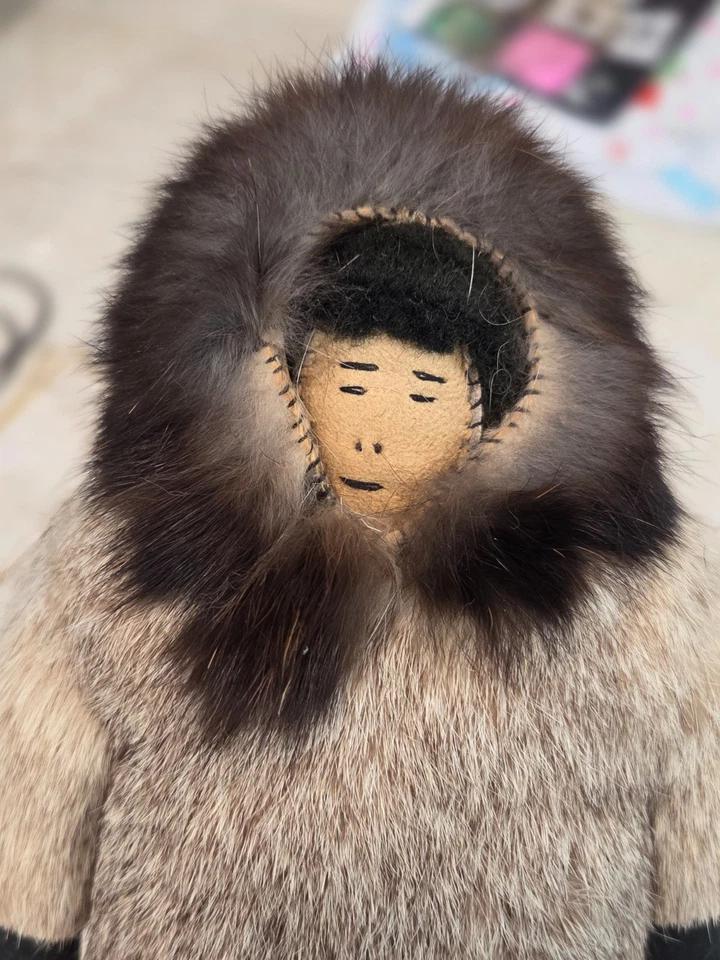 Rare Vintage Inupiaq Alaska Eskimo Doll By Elizabeth Driggs - Image 3 of 4
