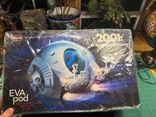 2001 A Space Odyssey EVA Pod 1/8 Scale with LIGHTING KIT and Para Grafix Display