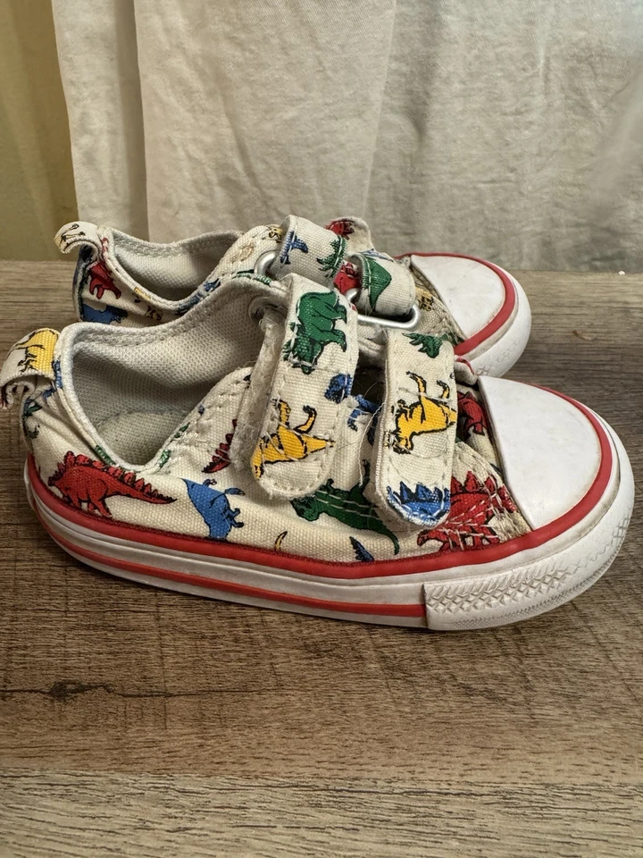 Converse Dinosaur Toddler sz 5 Sneakers - Image 2 of 4