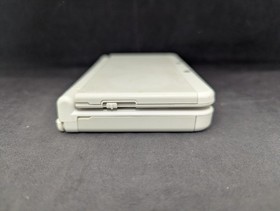 B3619 Nintendo new 3DS console White Japan w/pen DL game x