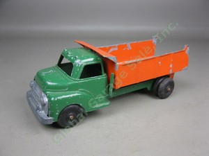 Vtg-Structo-Pressed-Steel-6-Wheel-Spring-Dually-Toy-Dump-Truck-Green-Orange-Red
