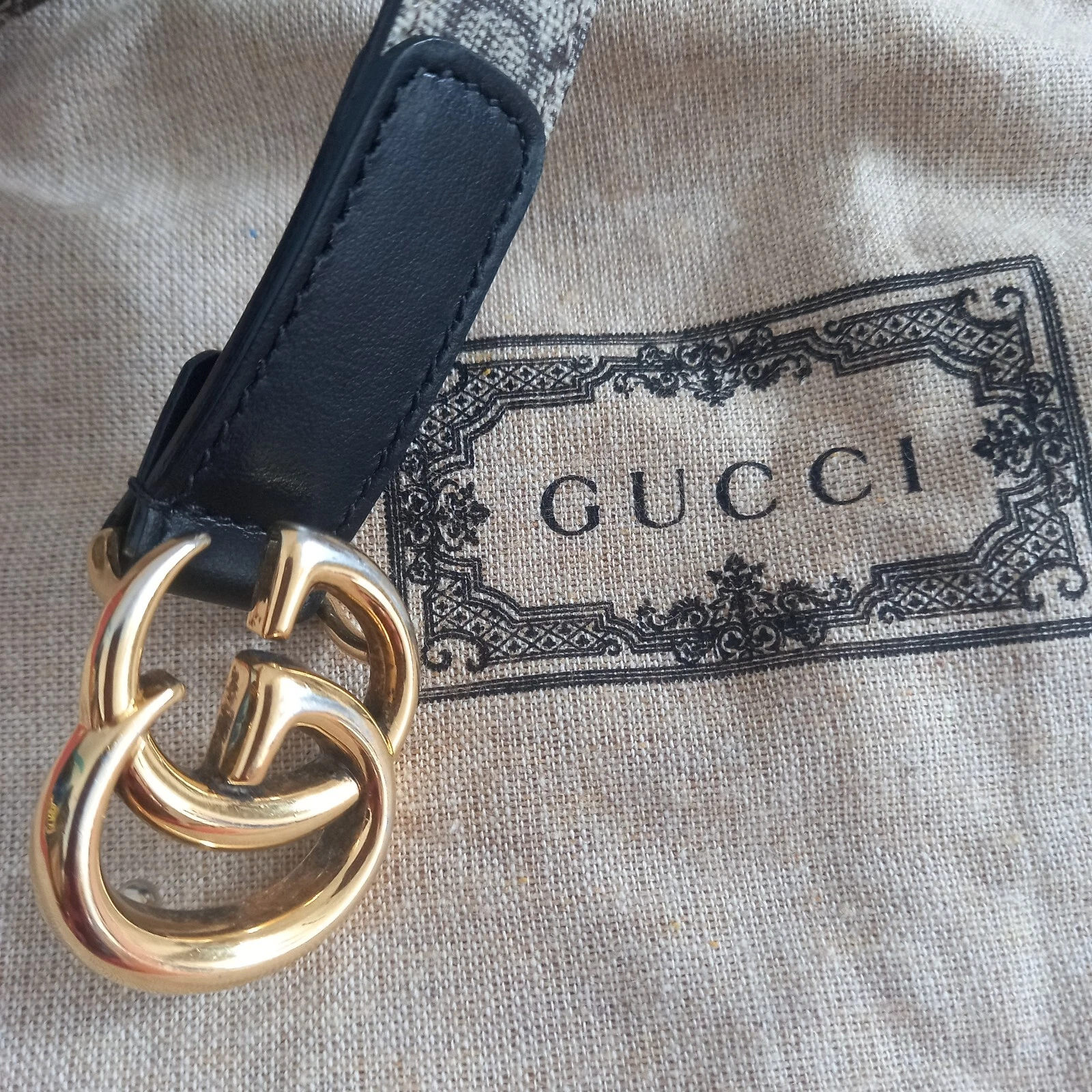 CINTURA GUCCI FIBBIA GC SIZE 70
