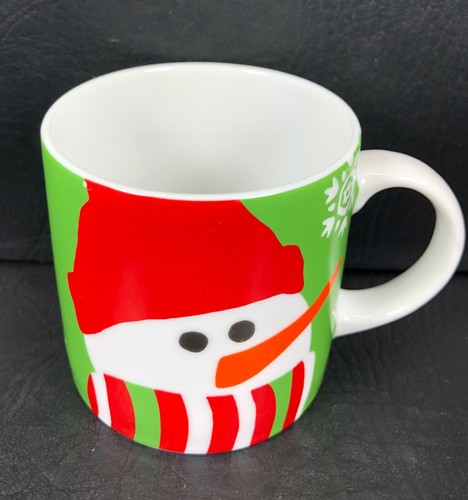 Juego de 3 tazas de muñeco de nieve tamaño infantil porcelana rojo verde caja y barril vacaciones - Imagen 4 de 7