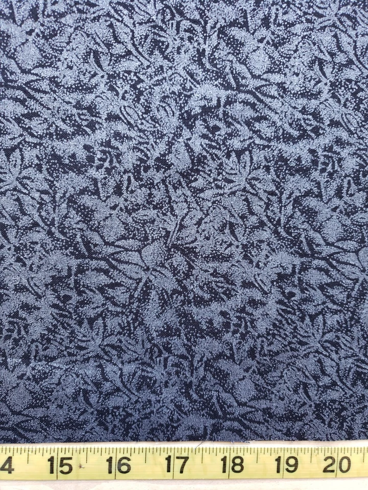 Tecido Michael Miller Fairy Frost ônix prata preto 2 jardas x 44" CM0376 - Imagem 4 de 4