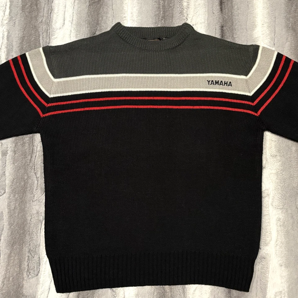 复古男式 YAMAHA 复古黑色红色条纹针织圆领毛衣运动衫中号 — 第 2/4 张图片
