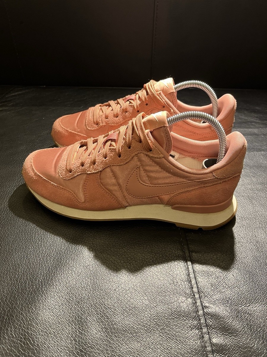 nike wmns internationalist rosa