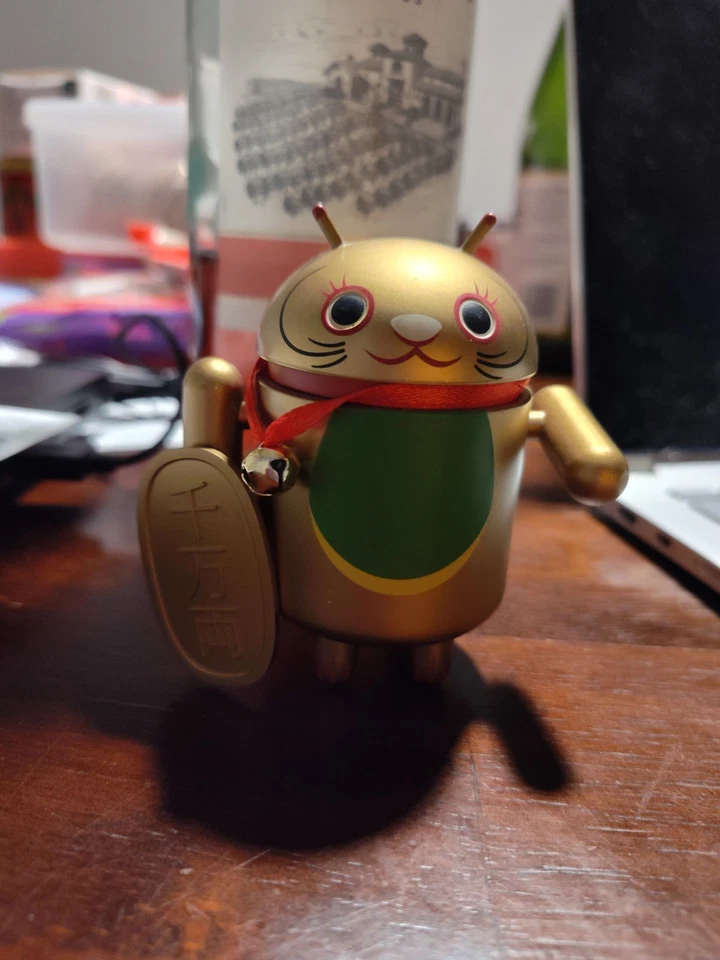 Android Mini Collectible Series Lucky Cat Gold Shane Jessup Dead Zebra Preowned - Image 2 of 4